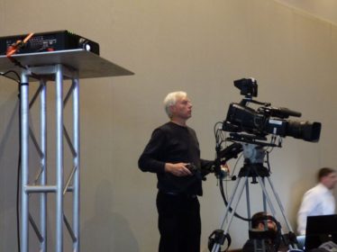 03-Live-IMAG-Camera-Large-Screen-Projection-Enhance-Productions